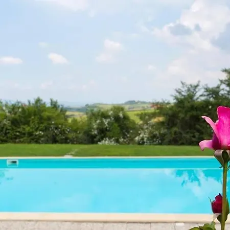 Premiere - Residenza Le Rose Nel Chianti *