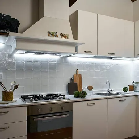 Apartment Premiere - Residenza Le Rose Nel Chianti